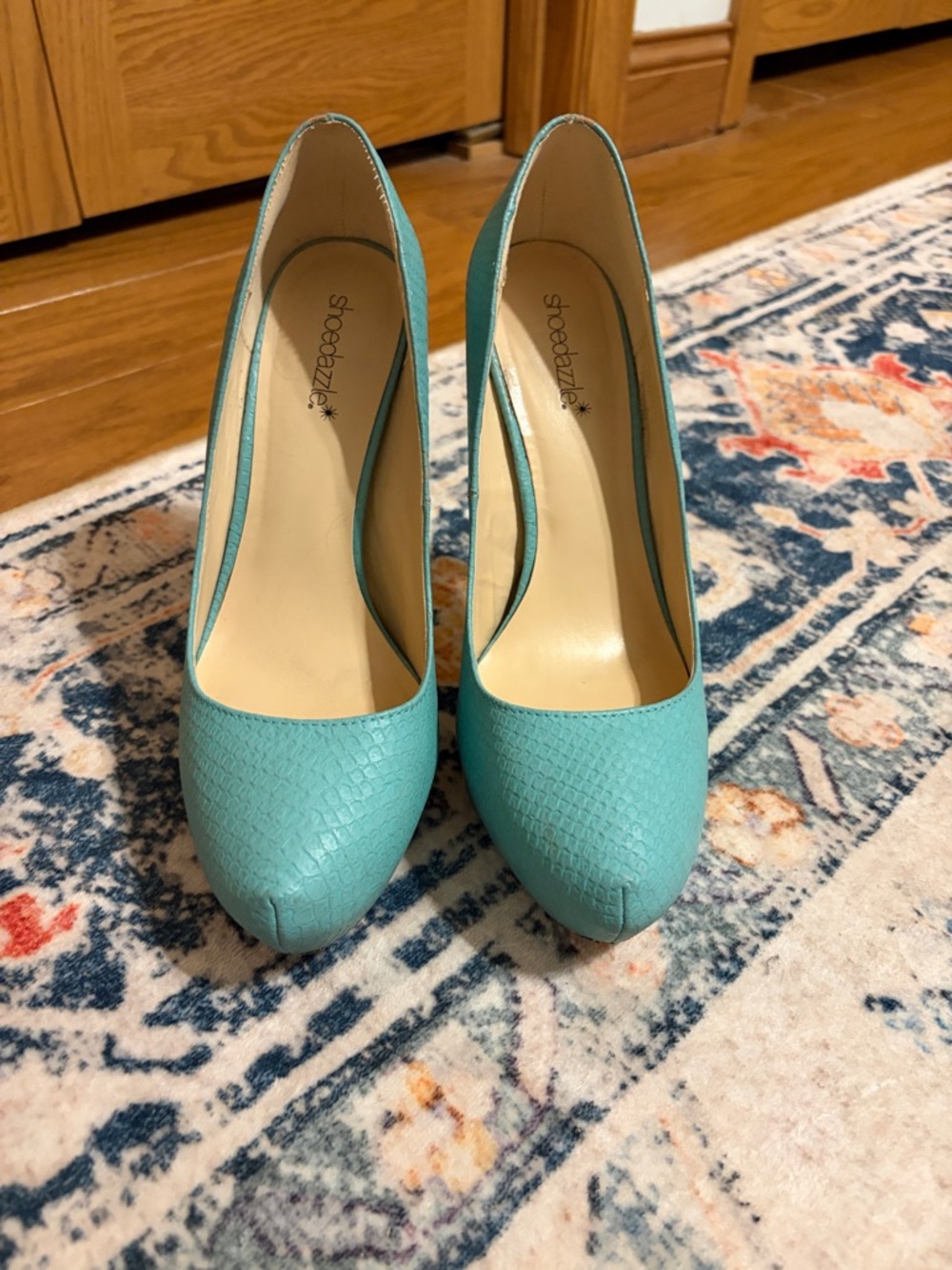 Shoe Dazzle Mint Teal Textured Round-Toe Pumps